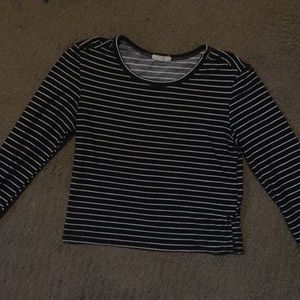 A long sleeve shirt